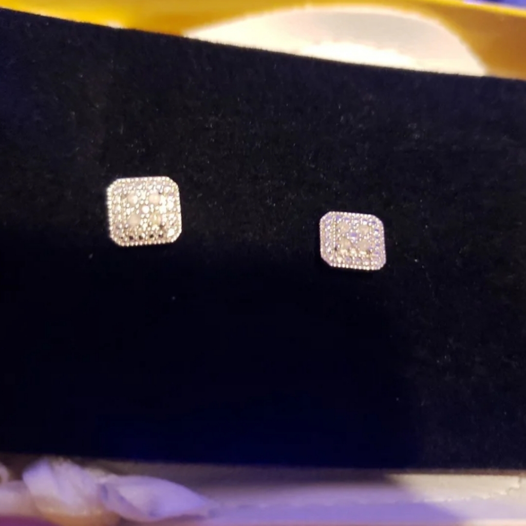 Genuine Diamond Cluster Stud Earrings